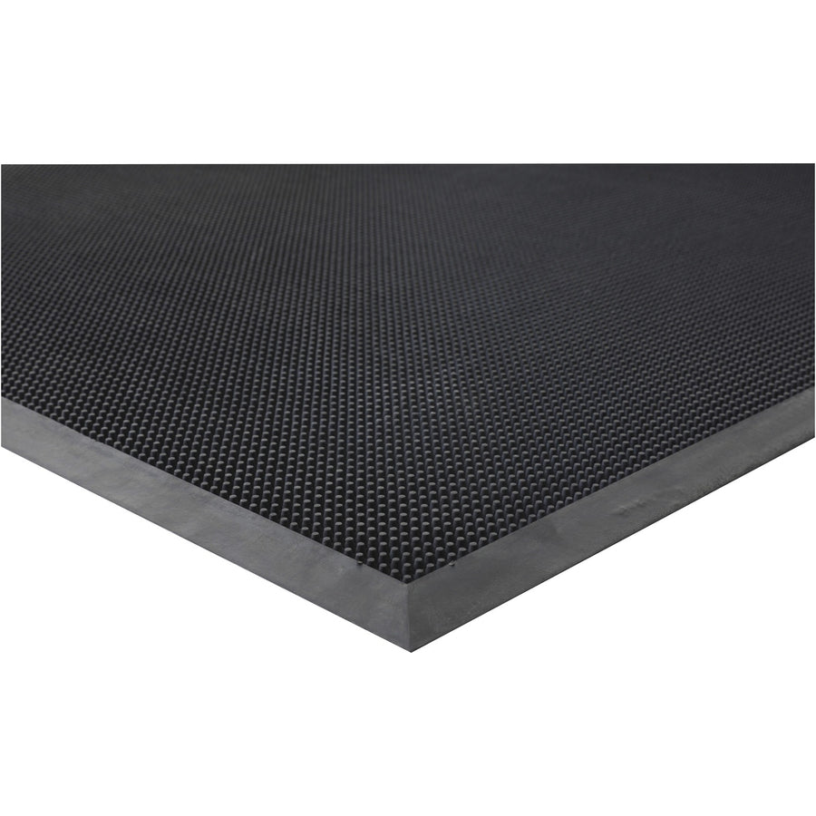 Genuine Joe Brush Tip Scraper Mat, Black, Rubber, Long Lasting, GJO70381