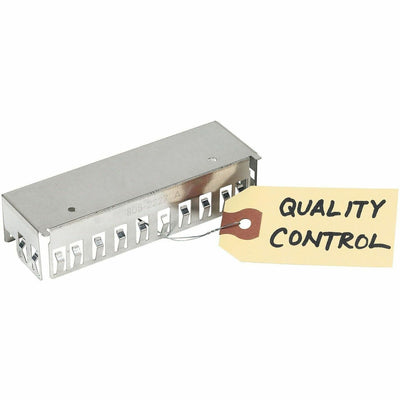 Avery Shipping Tags with Wire, 11.5 pt. Stock, 2-3/4"x1-3/8", 1,000 Manila Hang Tags, 1000 / Box, AVE12601