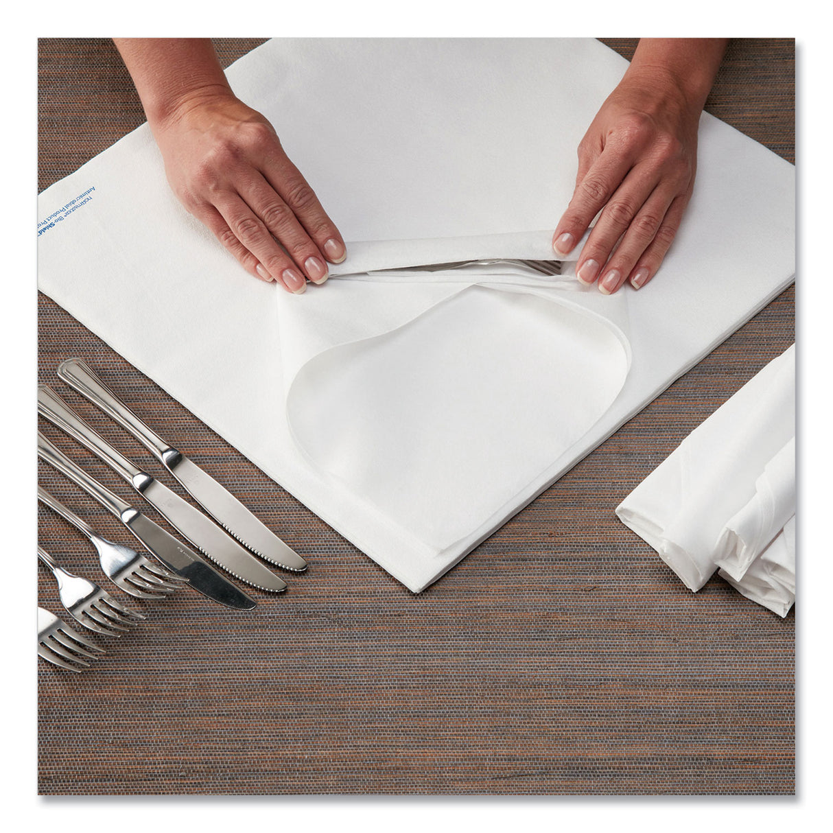Hoffmaster Airlaid Flat Pack Napkins, 1 Ply, 15.5 x 15.5, White, 1,000/Carton (253263)