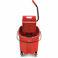 Rubbermaid Commercial WaveBrake 35 QT Side Press & Wringer, Red, 1 Carton, RCP758888RD