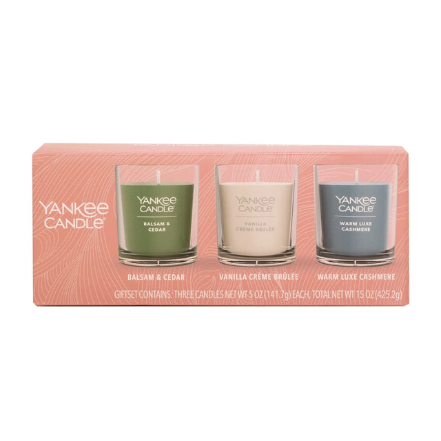 Yankee Candle 3-Pack Holiday Jar Set | Balsam & Cedar, Vanilla CrÃ¨me BrÃ»lÃ©e, Warm Lux Cashmere Yankee Candle